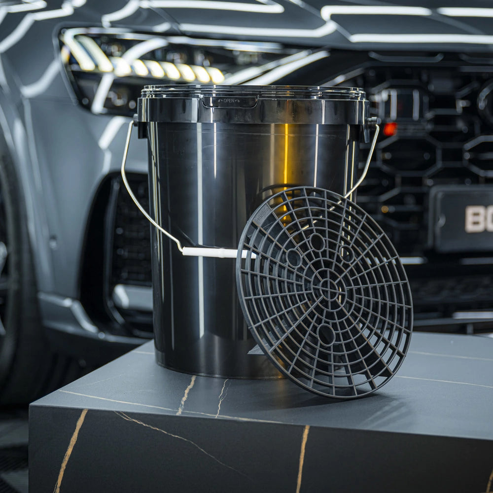 Detailing Bucket with Grit Guard 10L